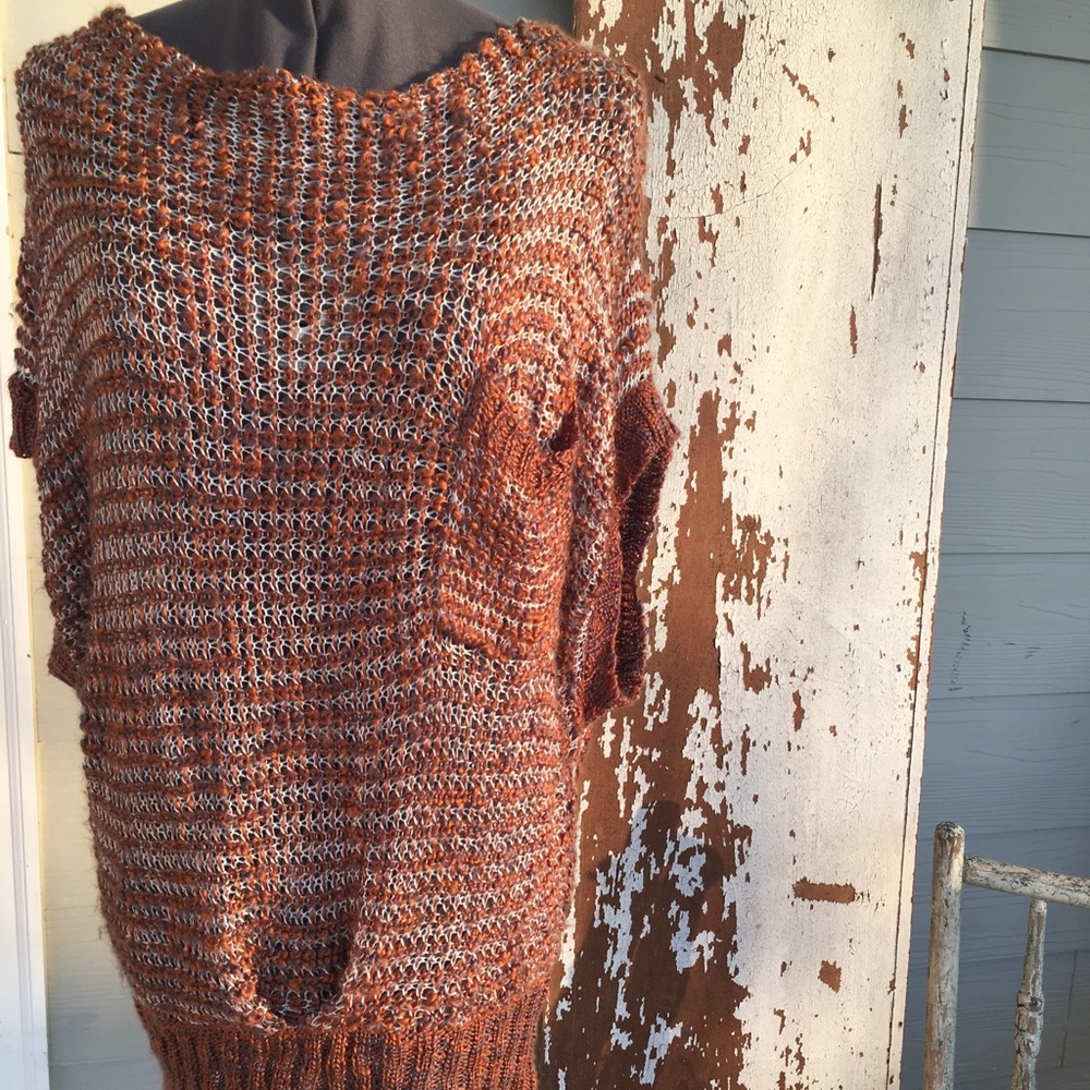 Oversized short sleeve sweater